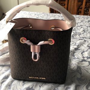 Brand new Michael Kors Suri crossbody bag